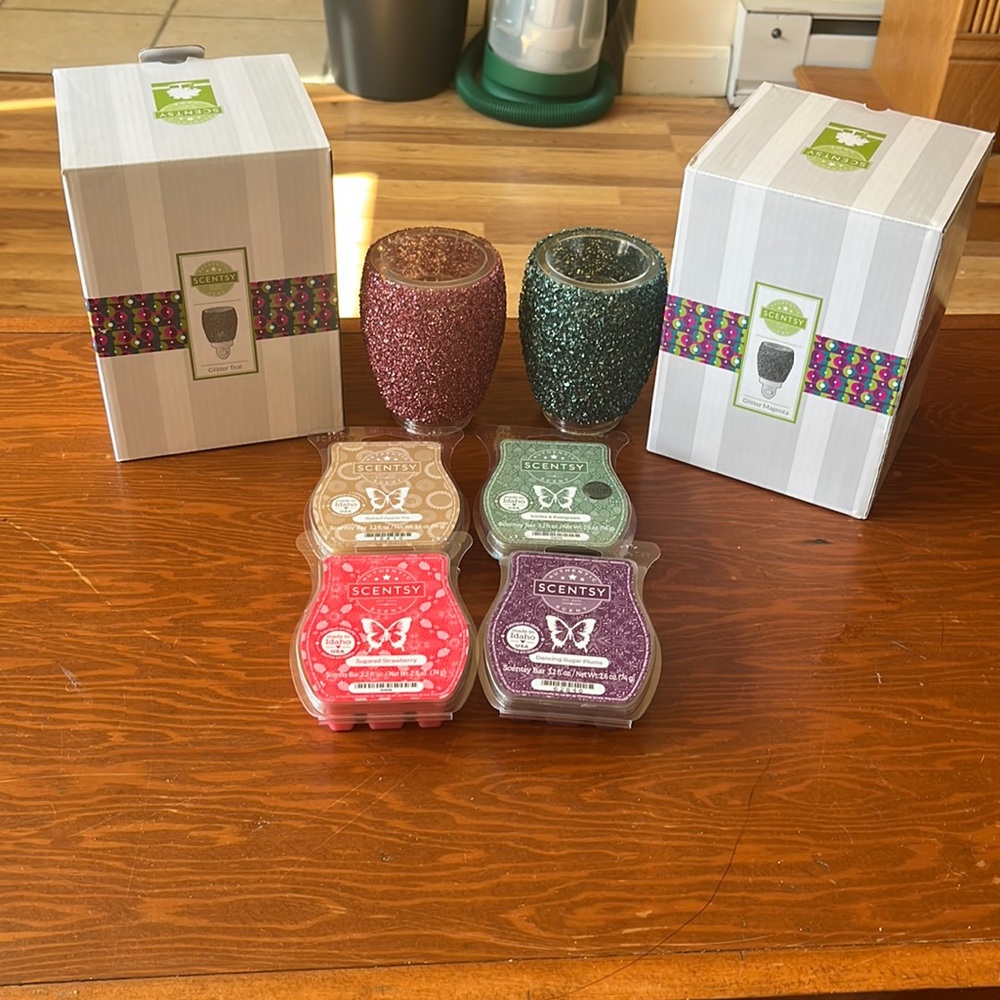 SCENTSY BUNDLE